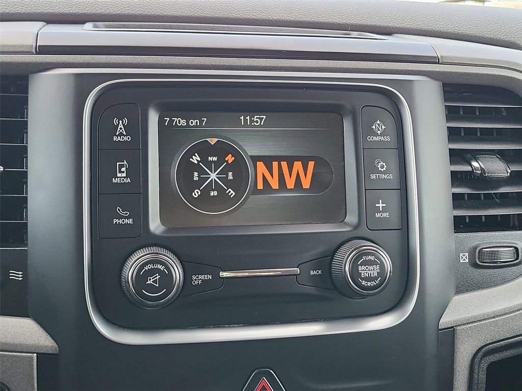 Used 2019 RAM 1500 Tradesman w/ Chrome Appearance Group RWD image 6