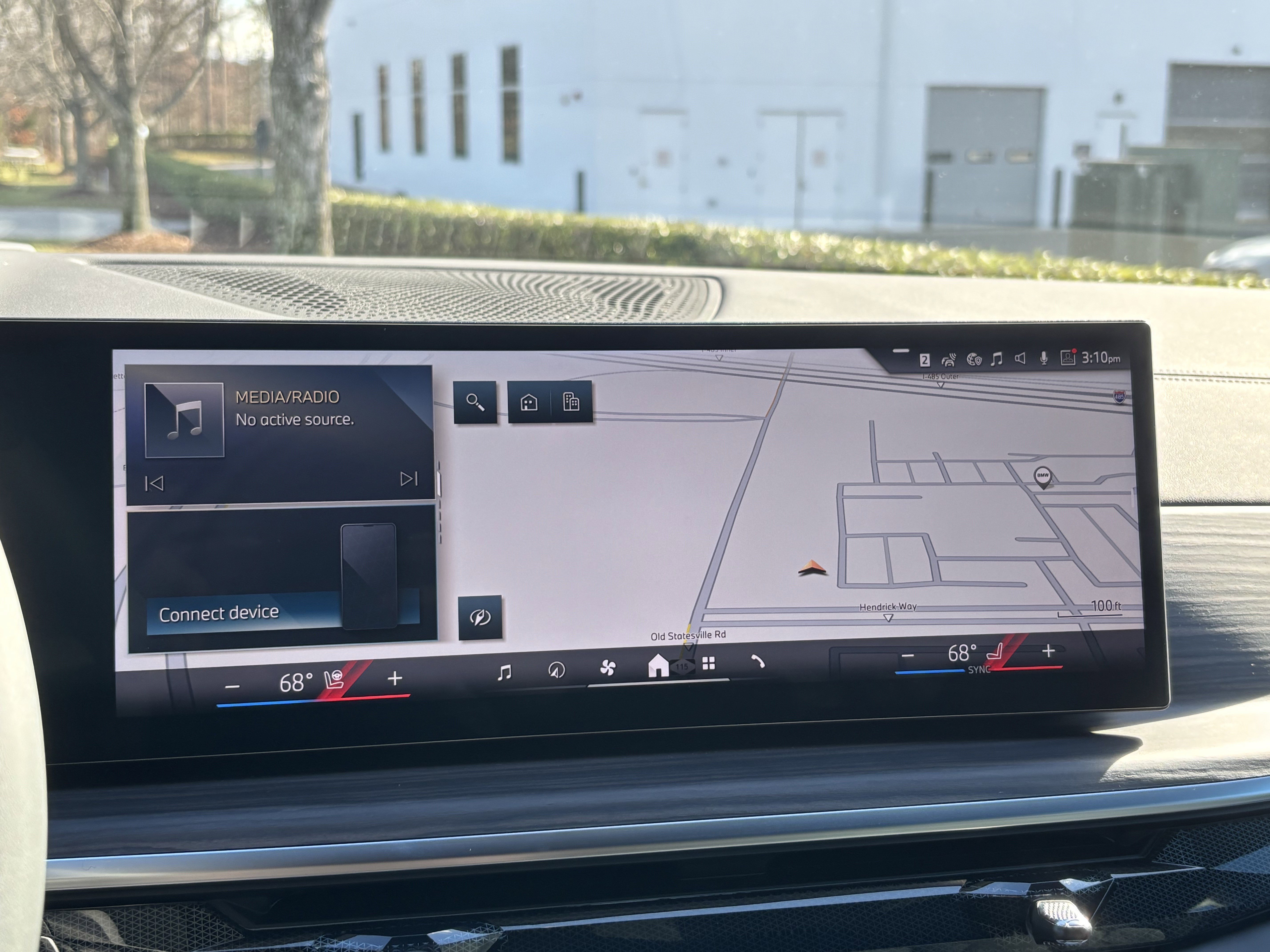 Used 2026 BMW X5 xDrive50e w/ M Sport Package image 23