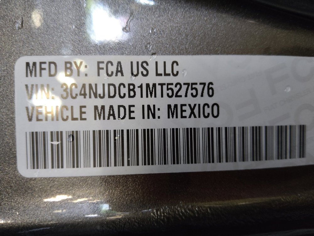 Used 2021 Jeep Compass Limited image 33
