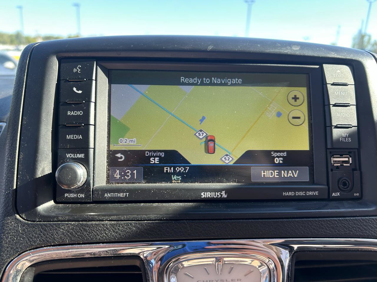 Used 2015 Chrysler Town & Country Limited Platinum FWD image 25