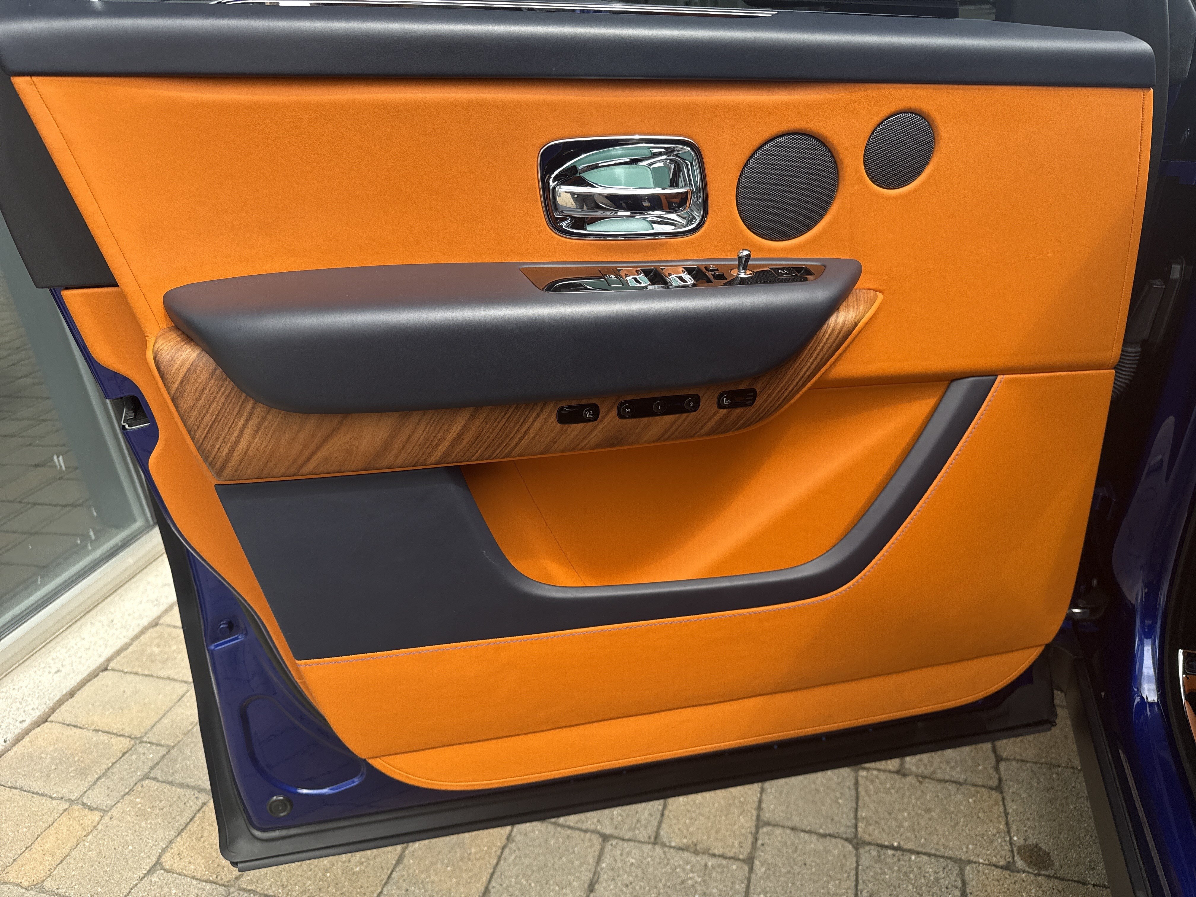 Certified 2021 Rolls-Royce Cullinan AWD/4WD image 13