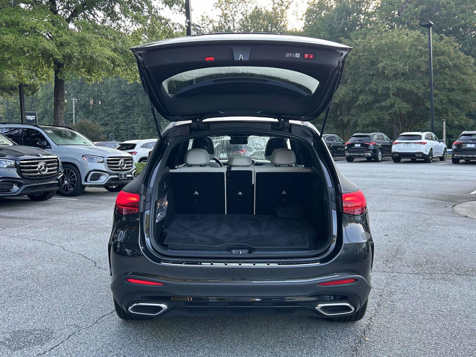 Certified 2025 Mercedes-Benz GLC 350e 4MATIC image 9