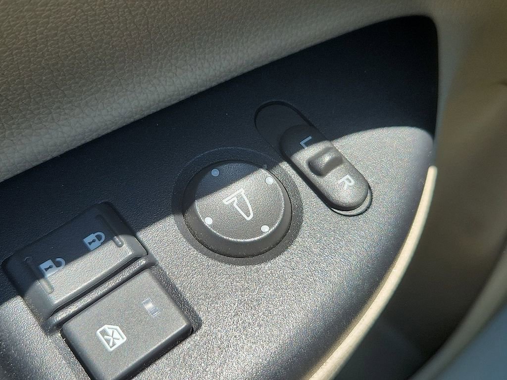 Used 2017 Honda Accord LX image 19