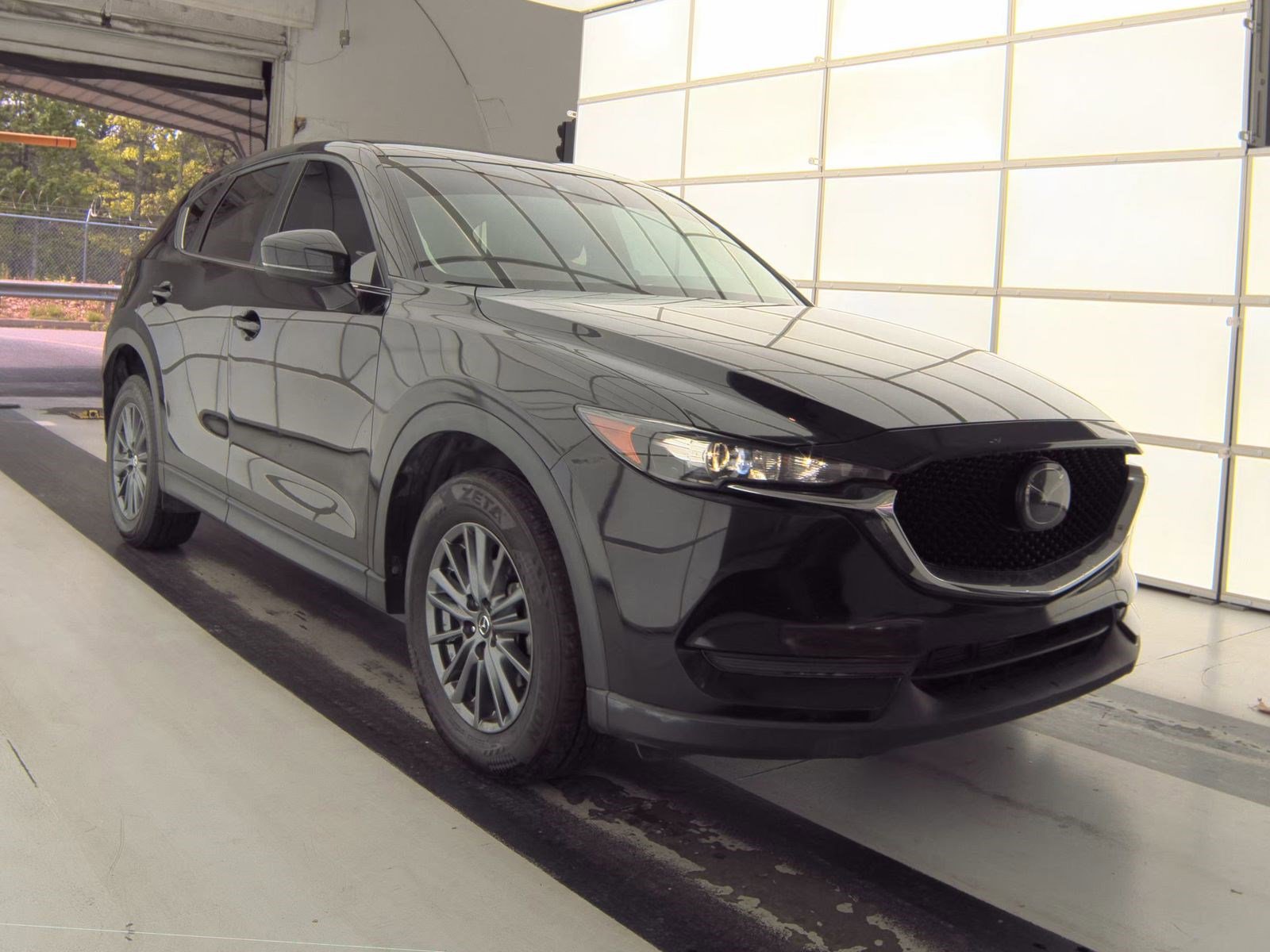Used 2021 MAZDA CX-5 Touring FWD image 6