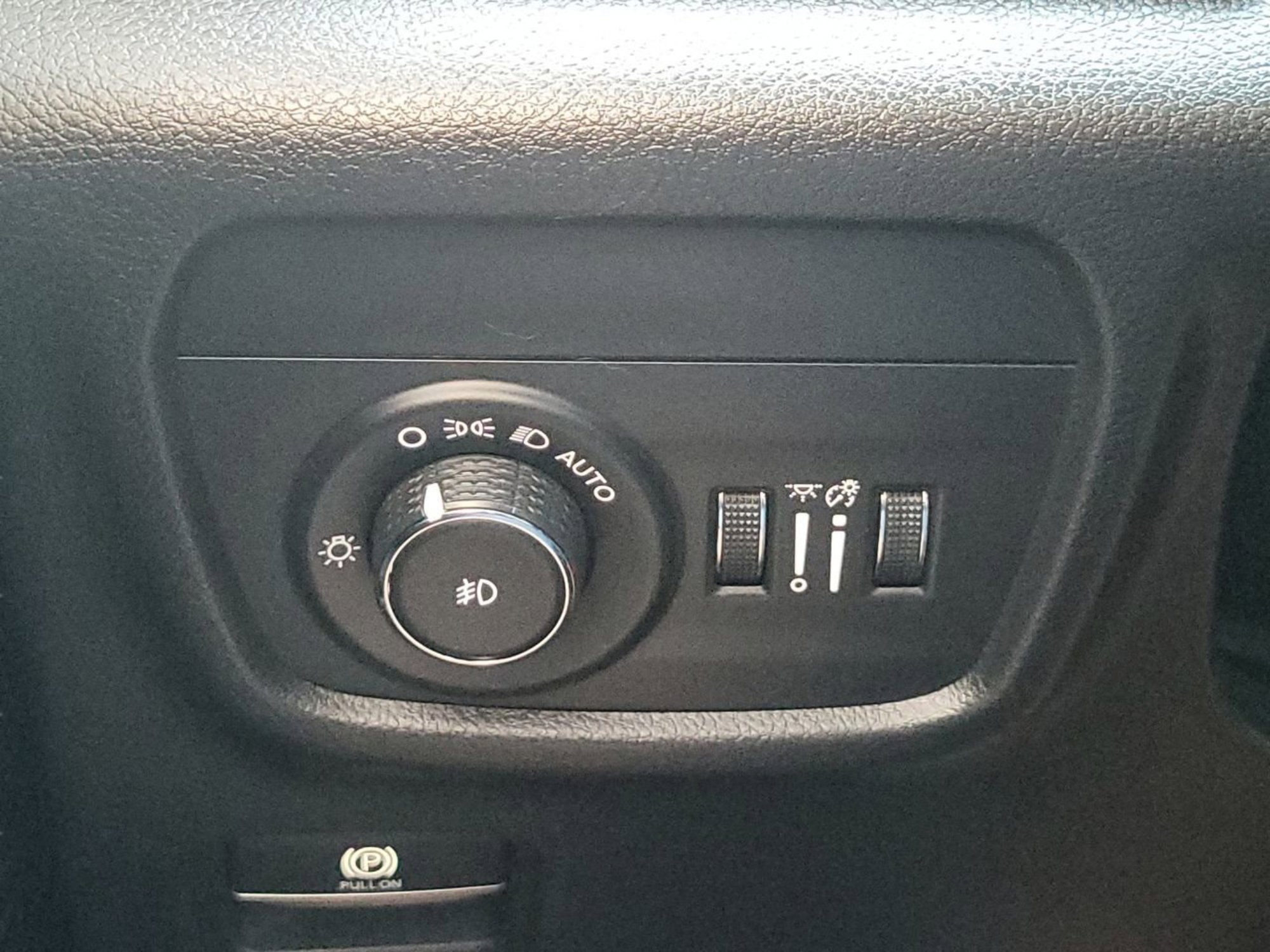 Used 2022 Jeep Grand Cherokee L Overland w/ Luxury Tech Group IV image 28