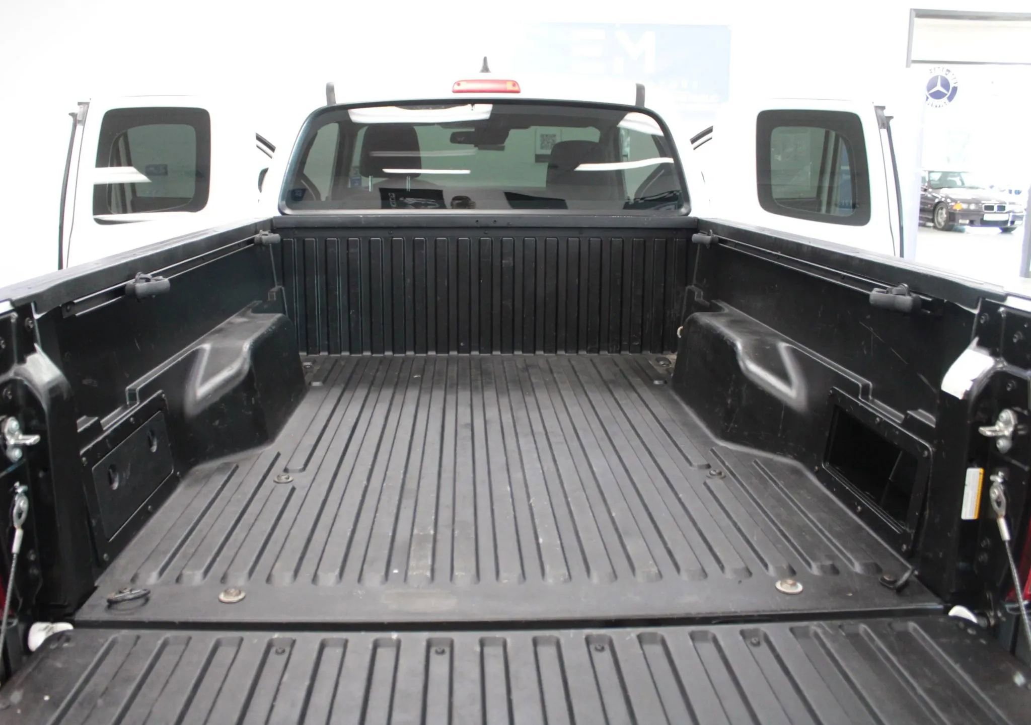 Used 2022 Toyota Tacoma SR image 8