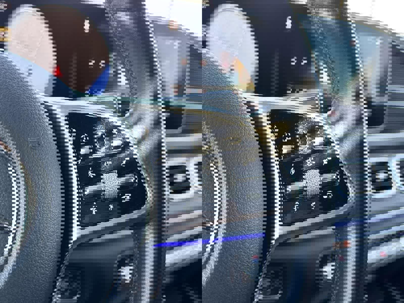 Used 2022 Mercedes-Benz GLE 350 4MATIC image 12