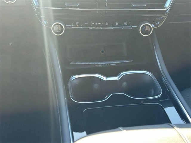 New 2026 Chevrolet Traverse LT image 9