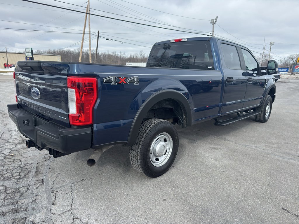 Used 2019 Ford F250 XL w/ Power Equipment Group image 4
