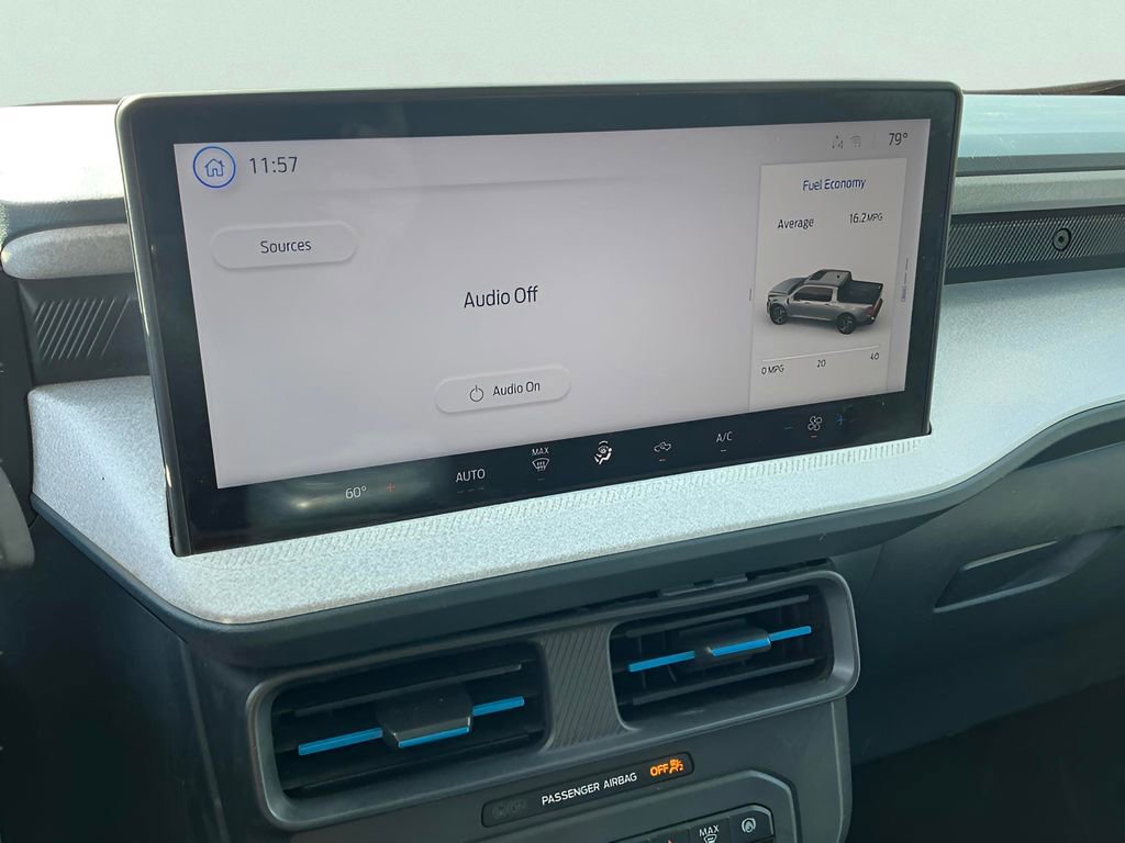 Certified 2025 Ford Maverick XLT w/ Equipment Group 302A image 31