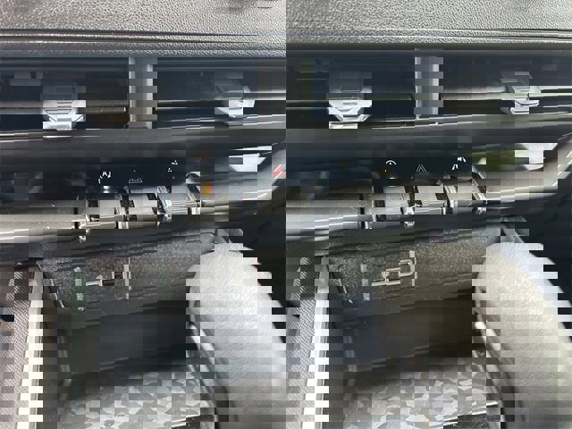 Used 2024 Chevrolet Colorado W/T w/ WT Convenience Package II image 27