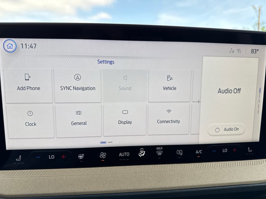 New 2025 Ford Maverick Lariat w/ 4K Tow Package image 29