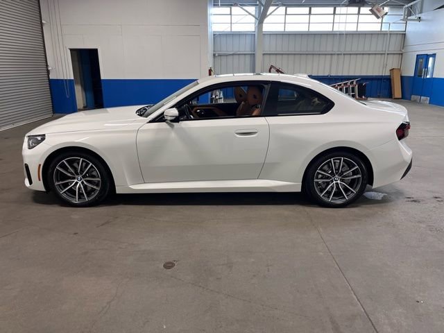 Used 2024 BMW 230i Coupe w/ Convenience Package image 6