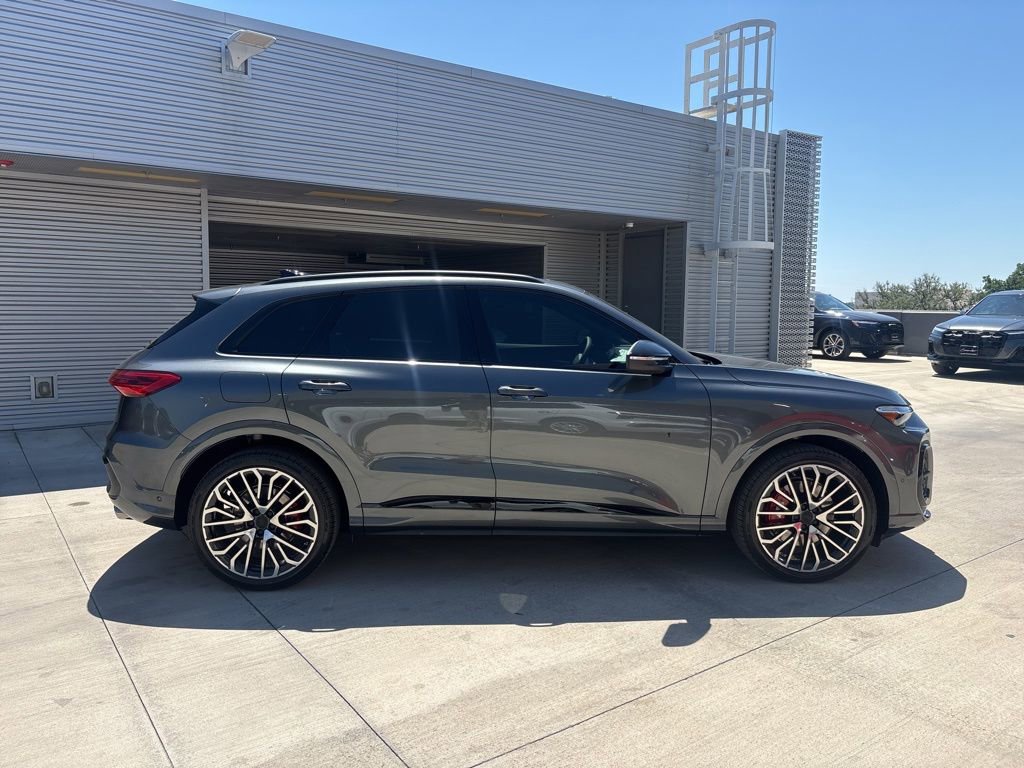 New 2026 Audi SQ5 Premium Plus AWD/4WD image 4