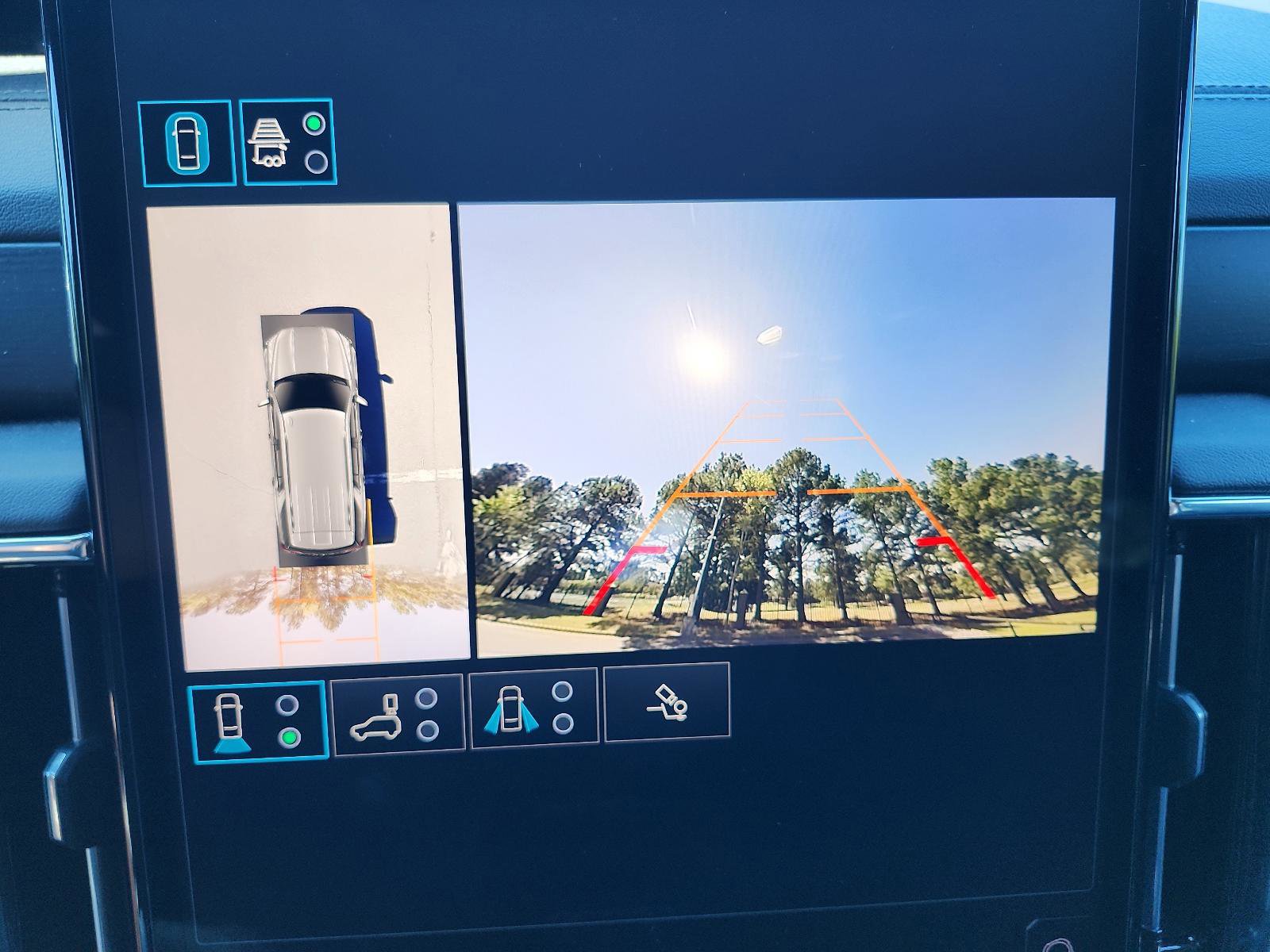 Certified 2025 GMC Yukon Denali w/ Sun & Power Step Package image 19