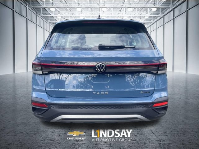 Used 2025 Volkswagen Taos S AWD/4WD image 7