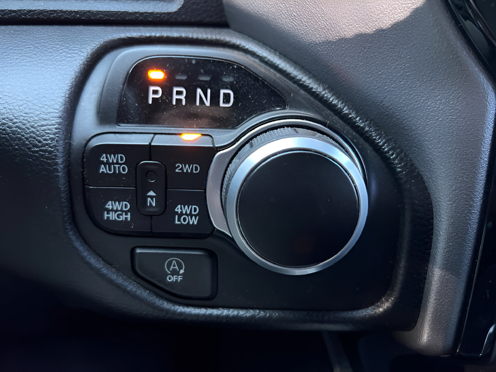 Used 2023 RAM 1500 Big Horn AWD/4WD image 35