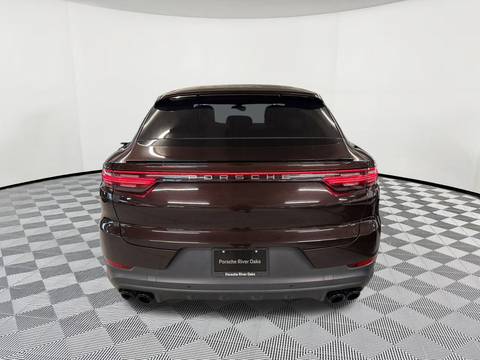 Used 2023 Porsche Cayenne Platinum Edition AWD/4WD image 10