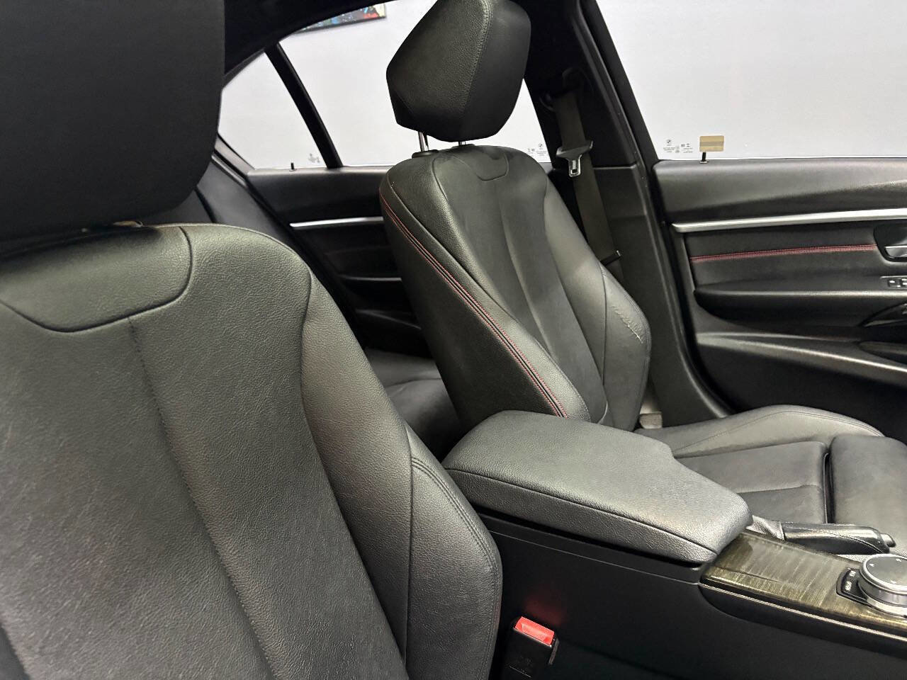 Used 2018 BMW 330i Sedan image 47