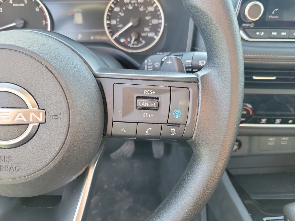 Used 2024 Nissan Rogue SV AWD/4WD image 20