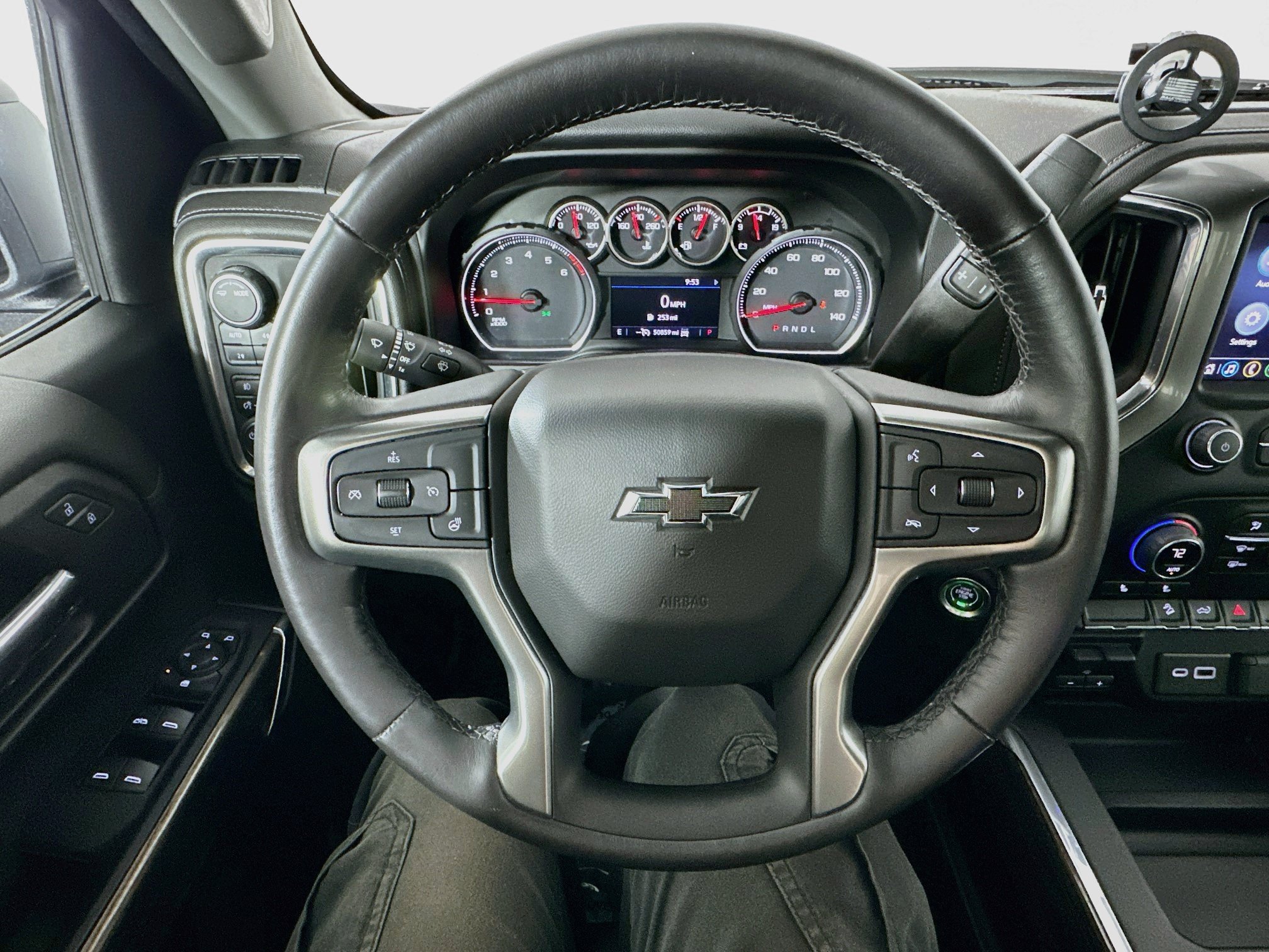 Used 2022 Chevrolet Silverado 1500 LT Trail Boss w/ Convenience Package II AWD/4WD image 11