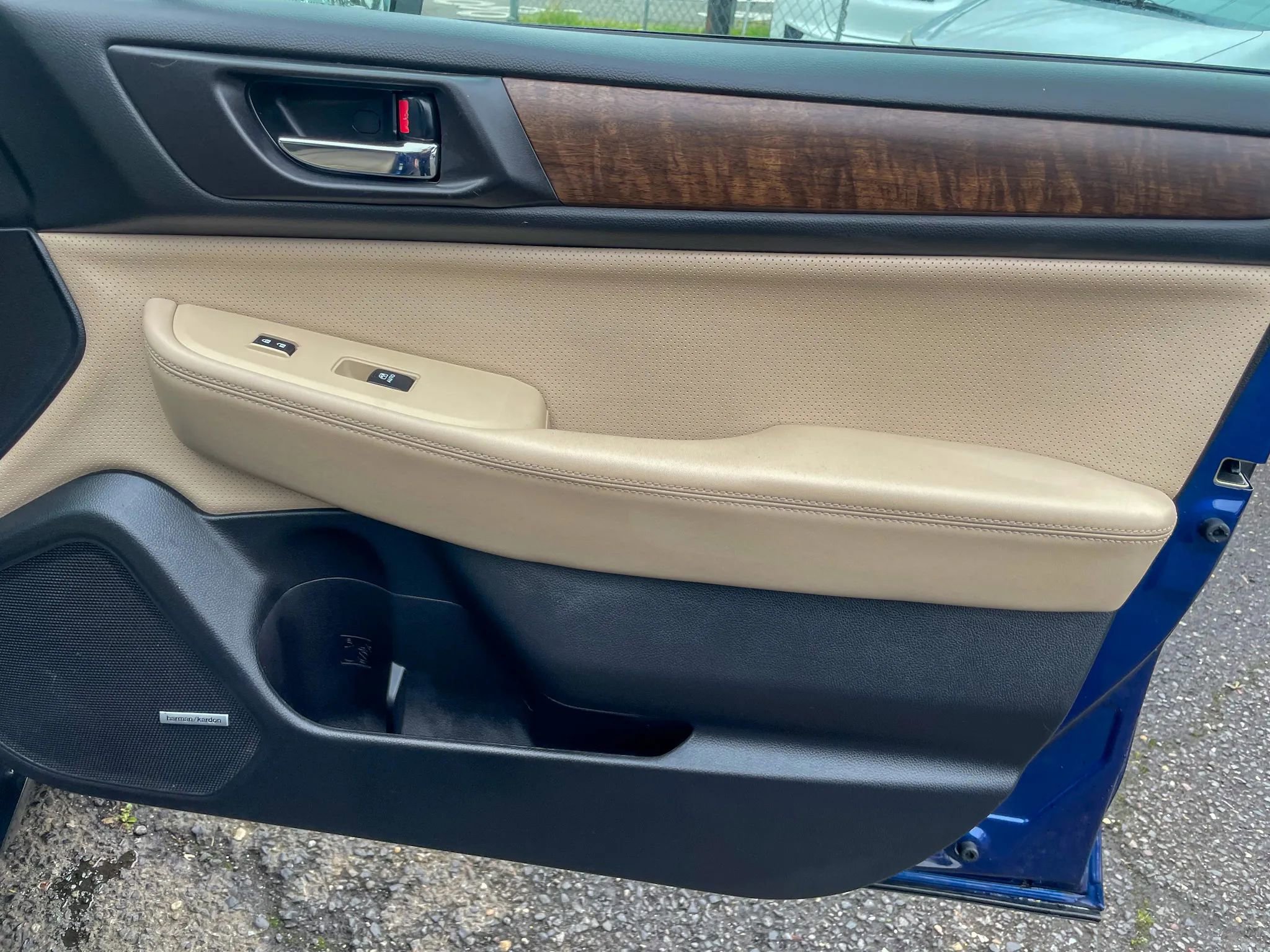 Used 2016 Subaru Outback 2.5i Limited image 37