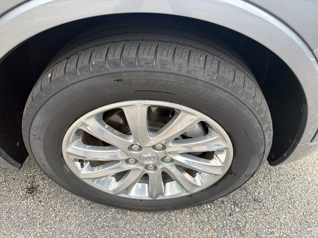 Used 2019 Buick Envision Essence AWD/4WD image 9