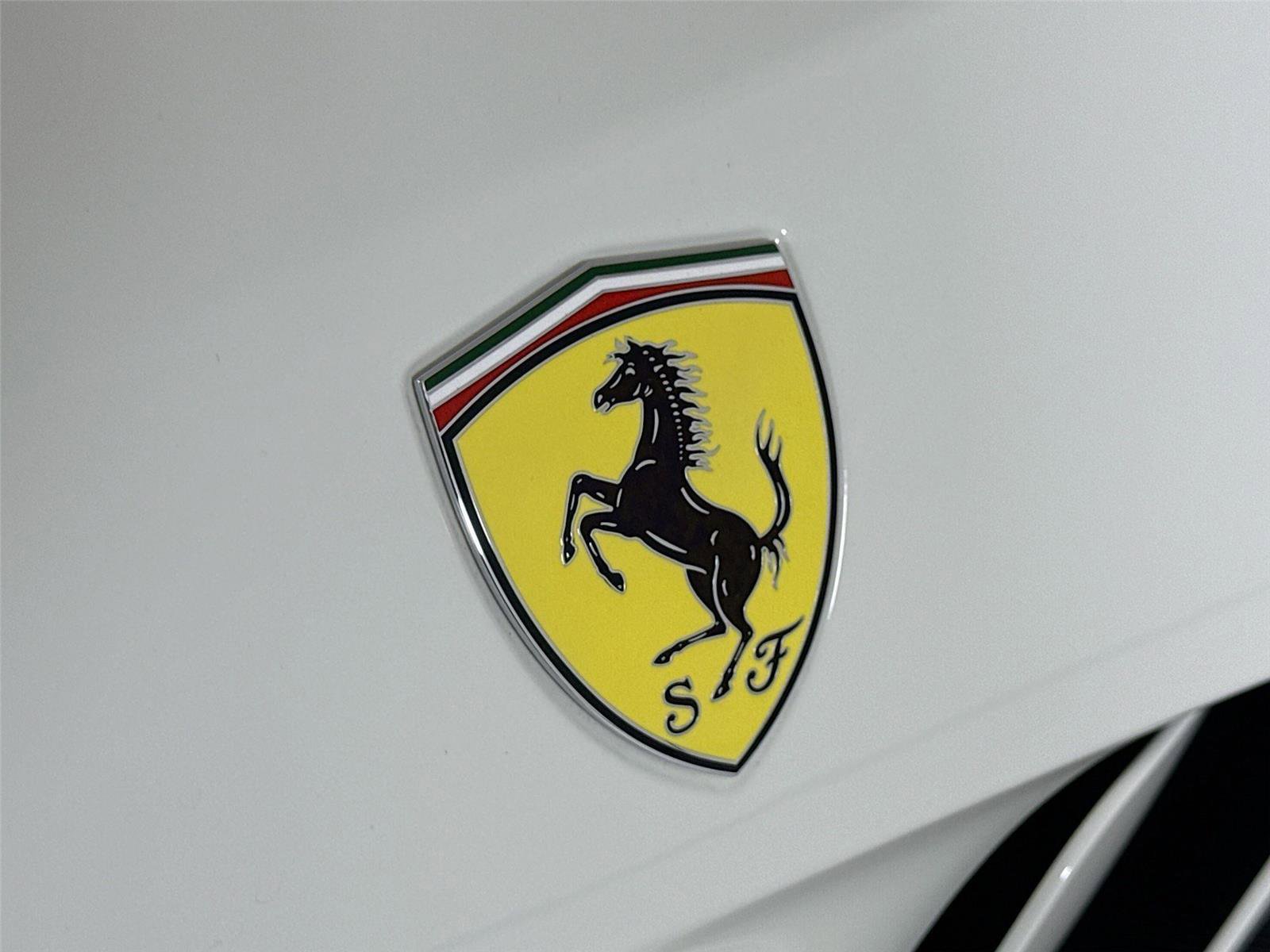 Used 2019 Ferrari GTC4Lusso T image 33
