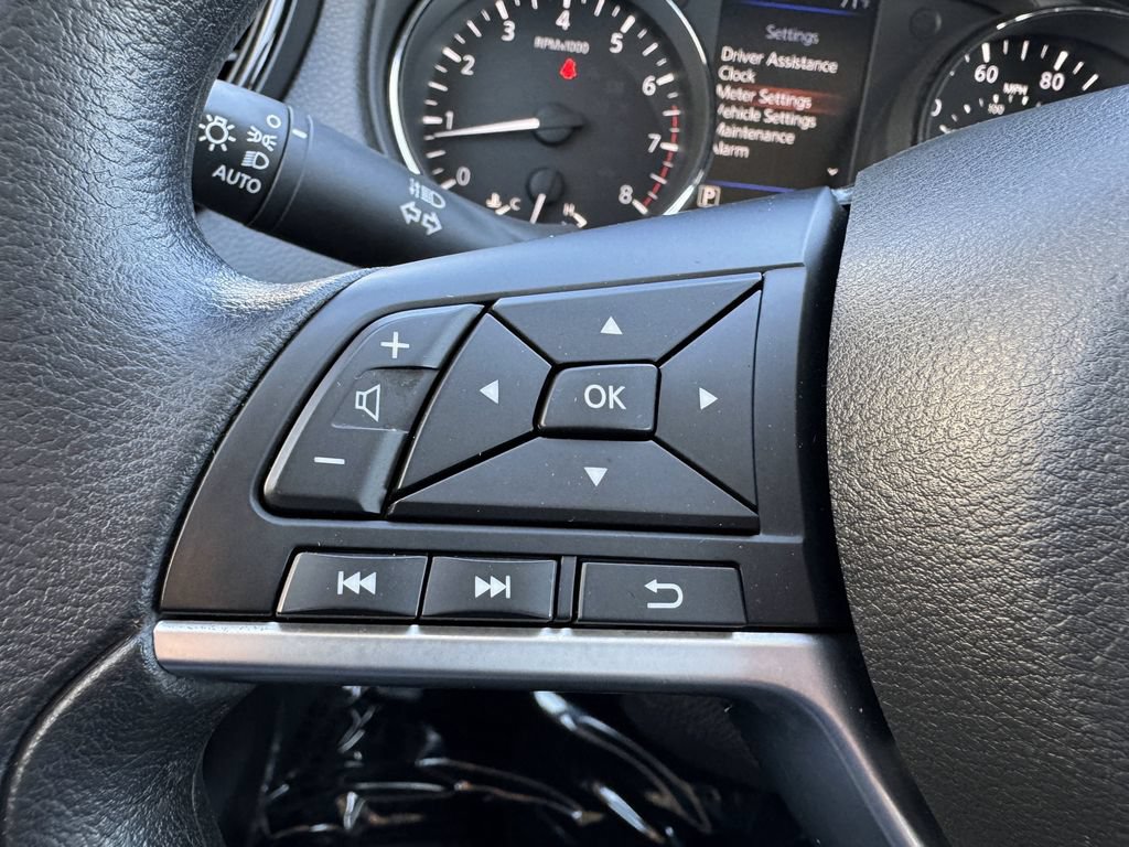Used 2020 Nissan Rogue S AWD/4WD image 23