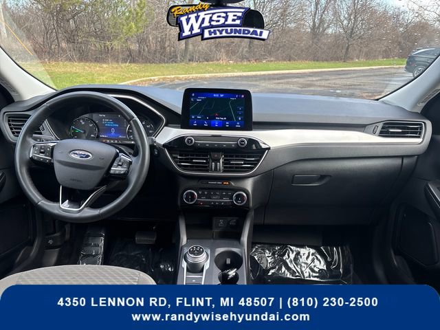 Used 2022 Ford Escape SE w/ Cold Weather Package image 16