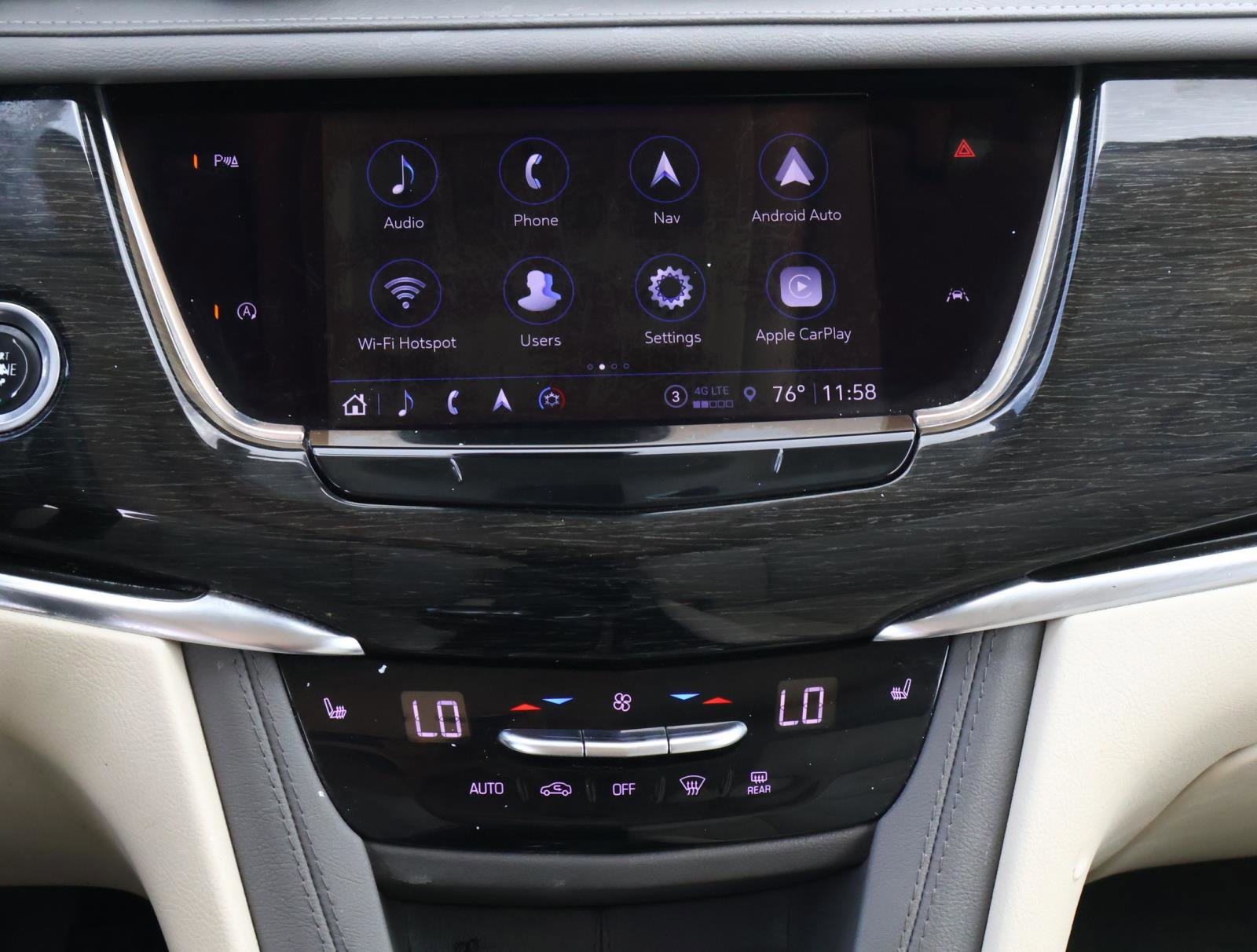 Certified 2021 Cadillac XT6 Premium Luxury image 16