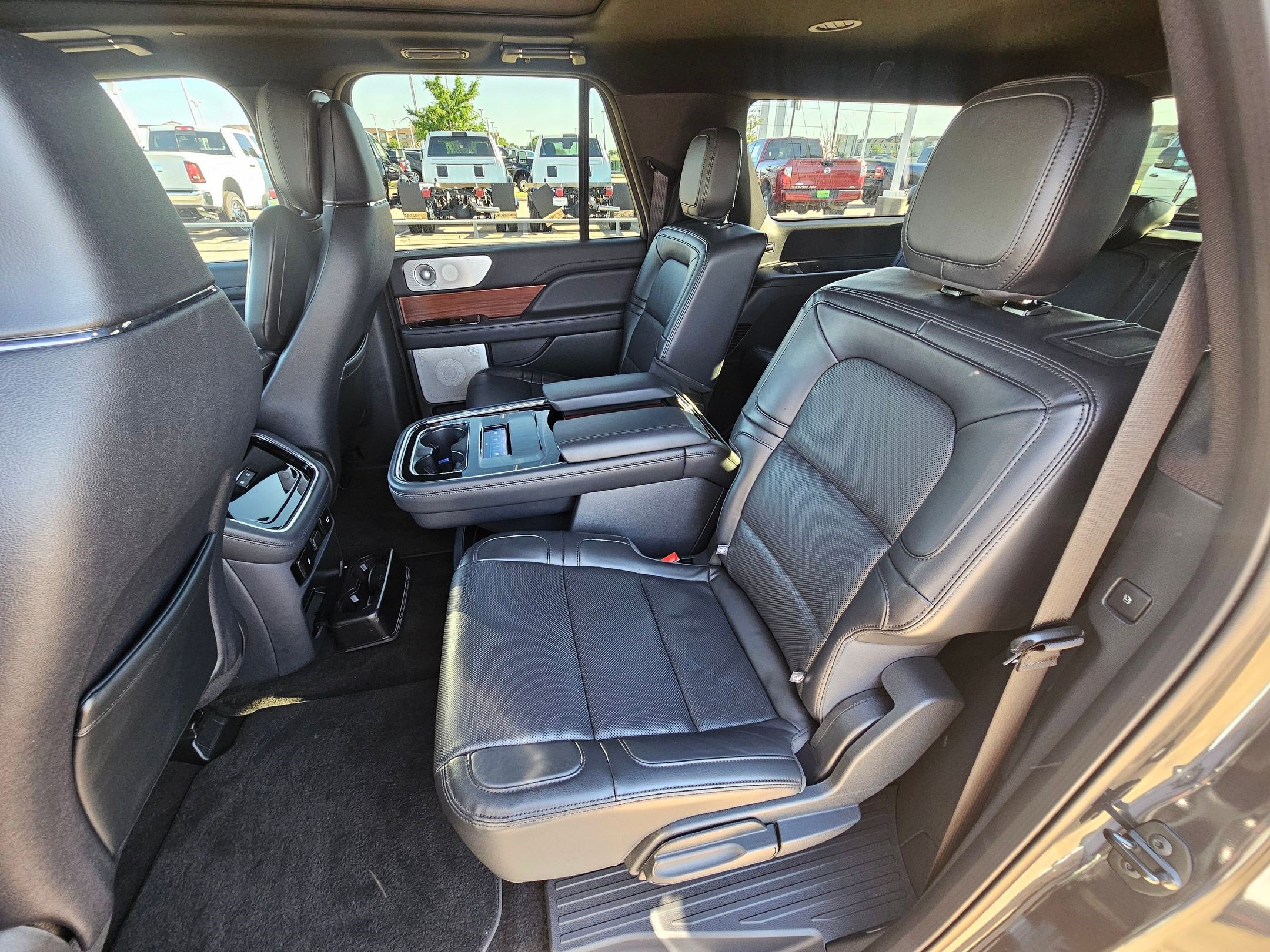 Used 2024 Lincoln Navigator L Reserve image 47