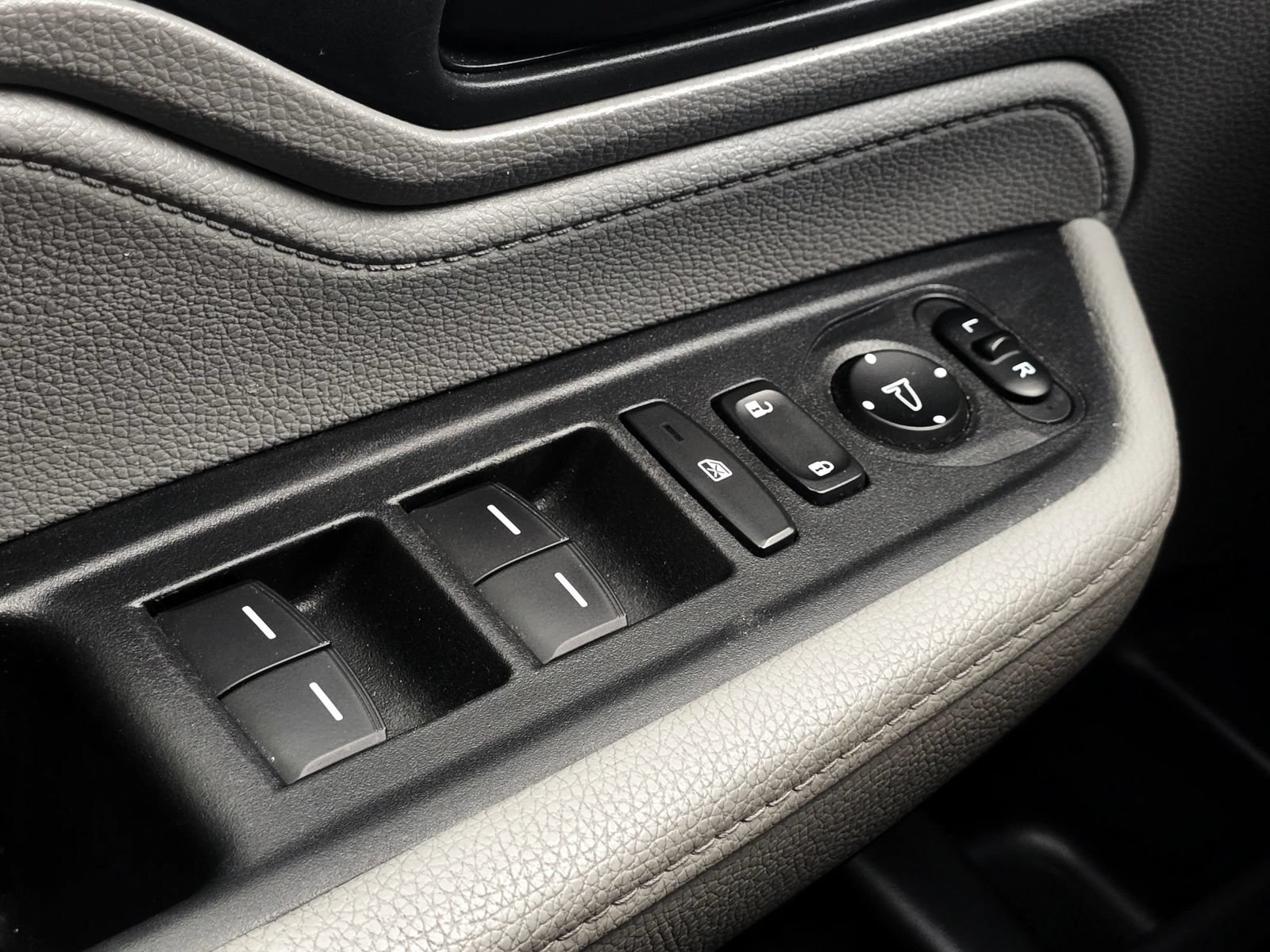 Used 2019 Honda Odyssey EX-L image 45