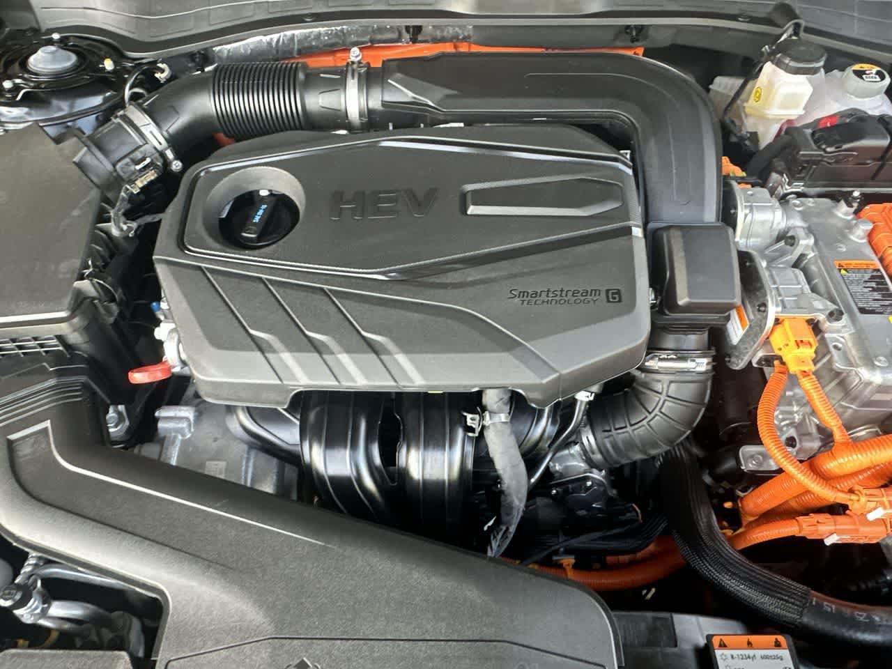 Used 2025 Hyundai Sonata SEL FWD image 12