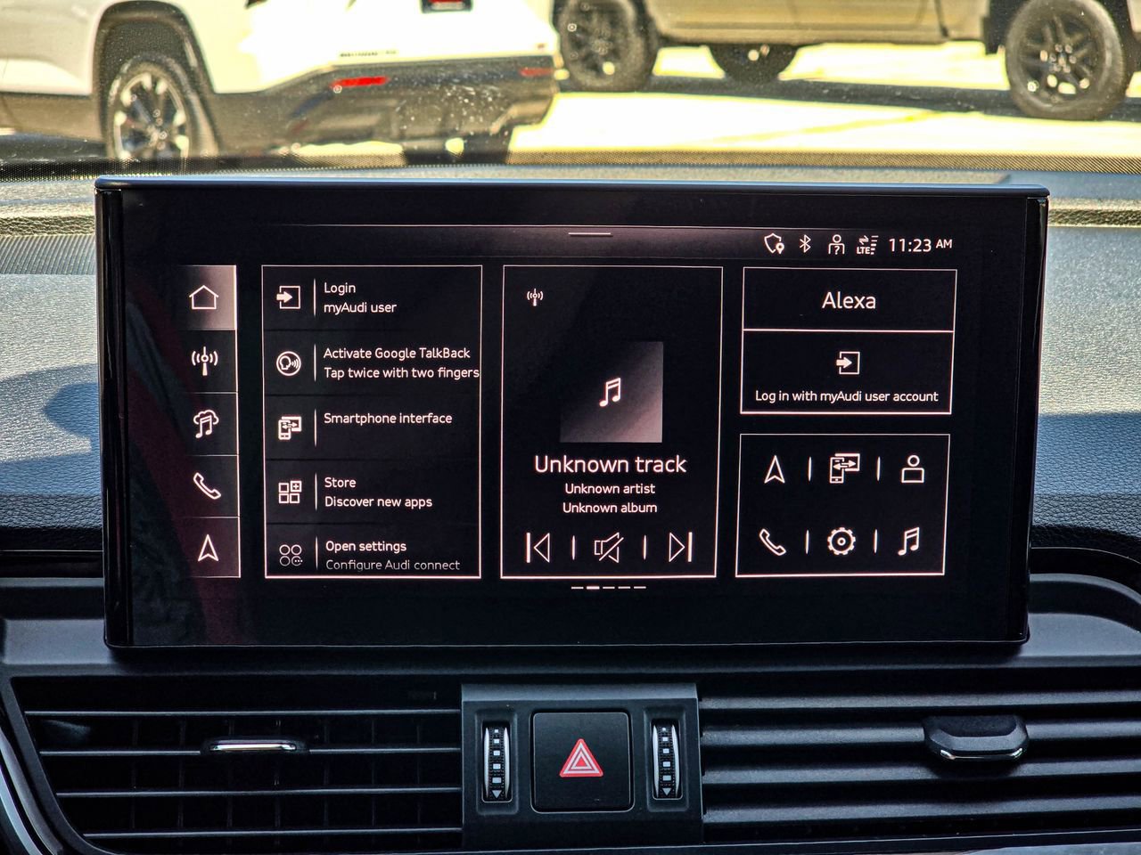 Used 2024 Audi SQ5 Prestige AWD/4WD image 15