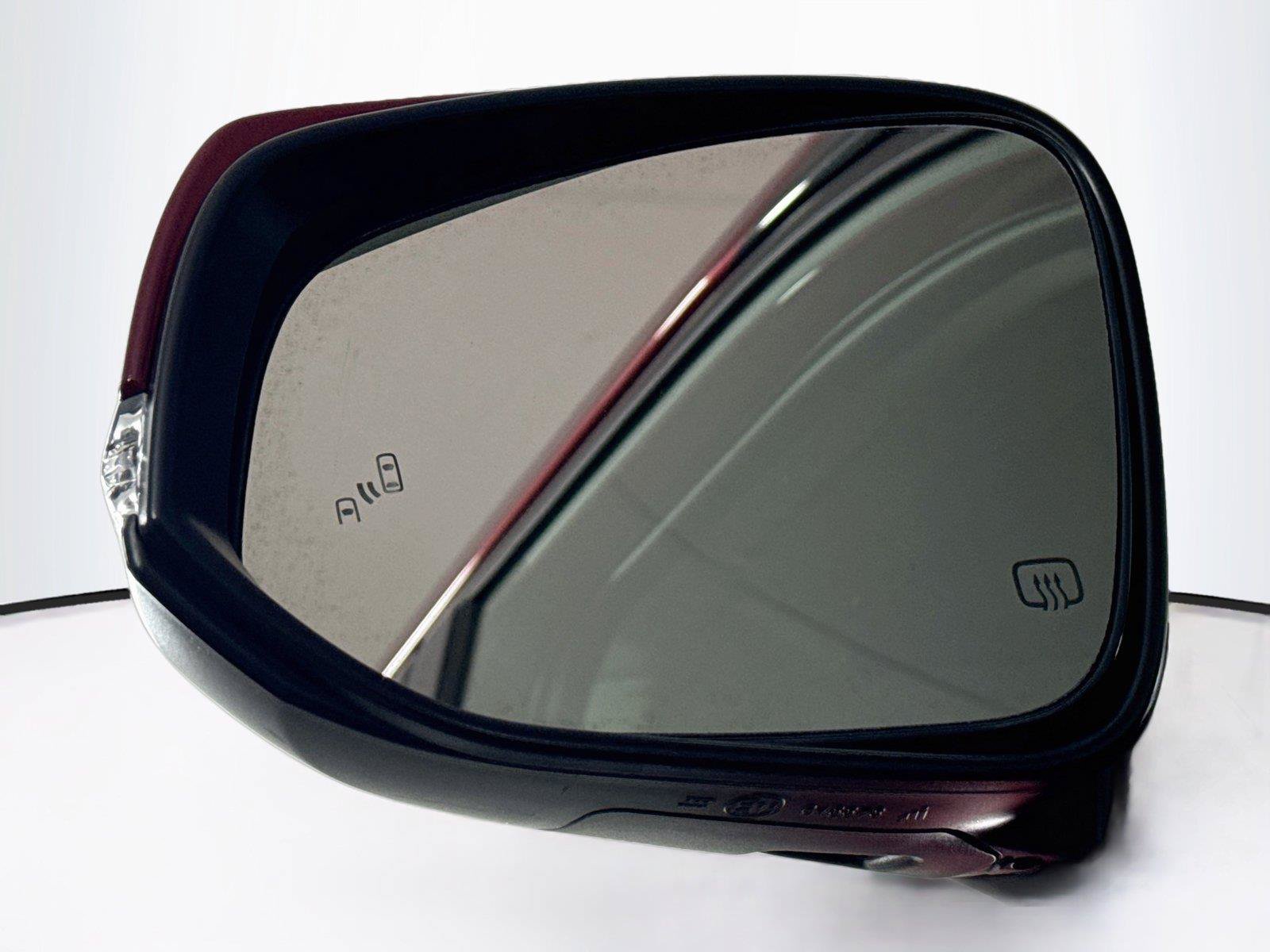 Certified 2021 Toyota Highlander Limited FWD image 5