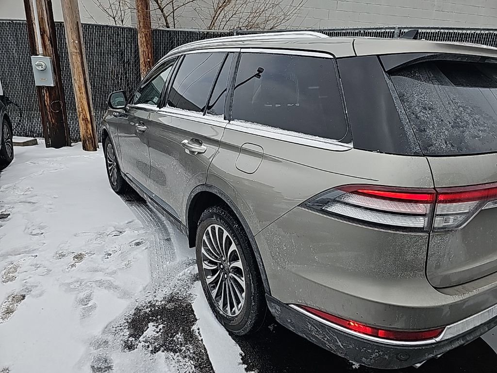Certified 2023 Lincoln Aviator AWD w/ Premium Package image 5