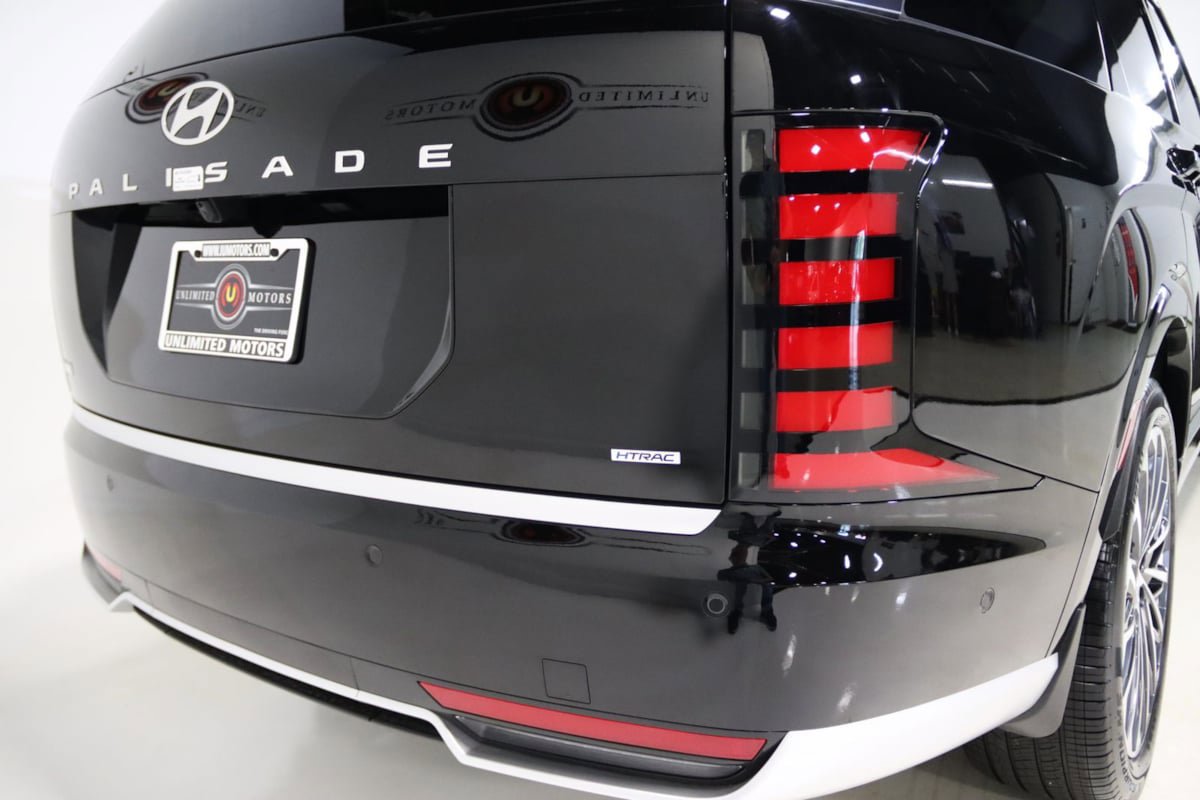 Used 2026 Hyundai Palisade Calligraphy image 9