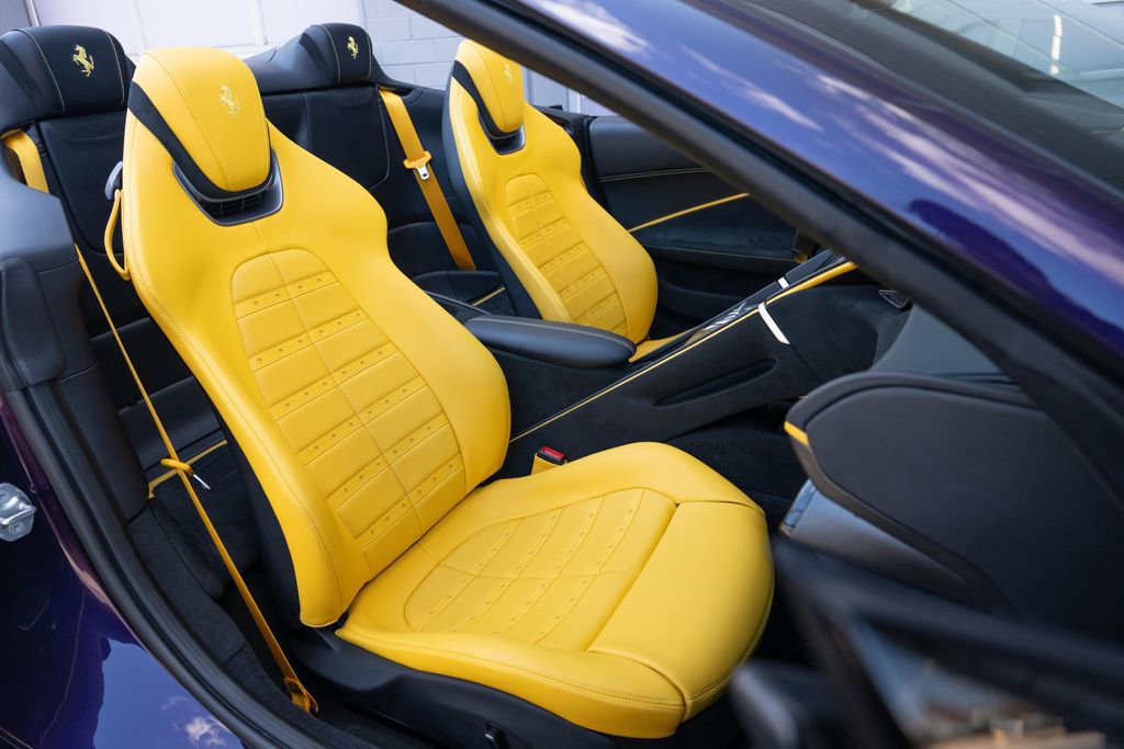 Used 2024 Ferrari Roma Spider image 55