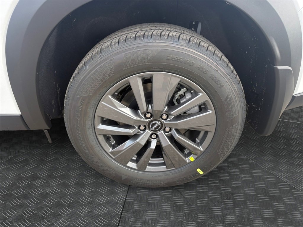 New 2025 Nissan Pathfinder SV image 20