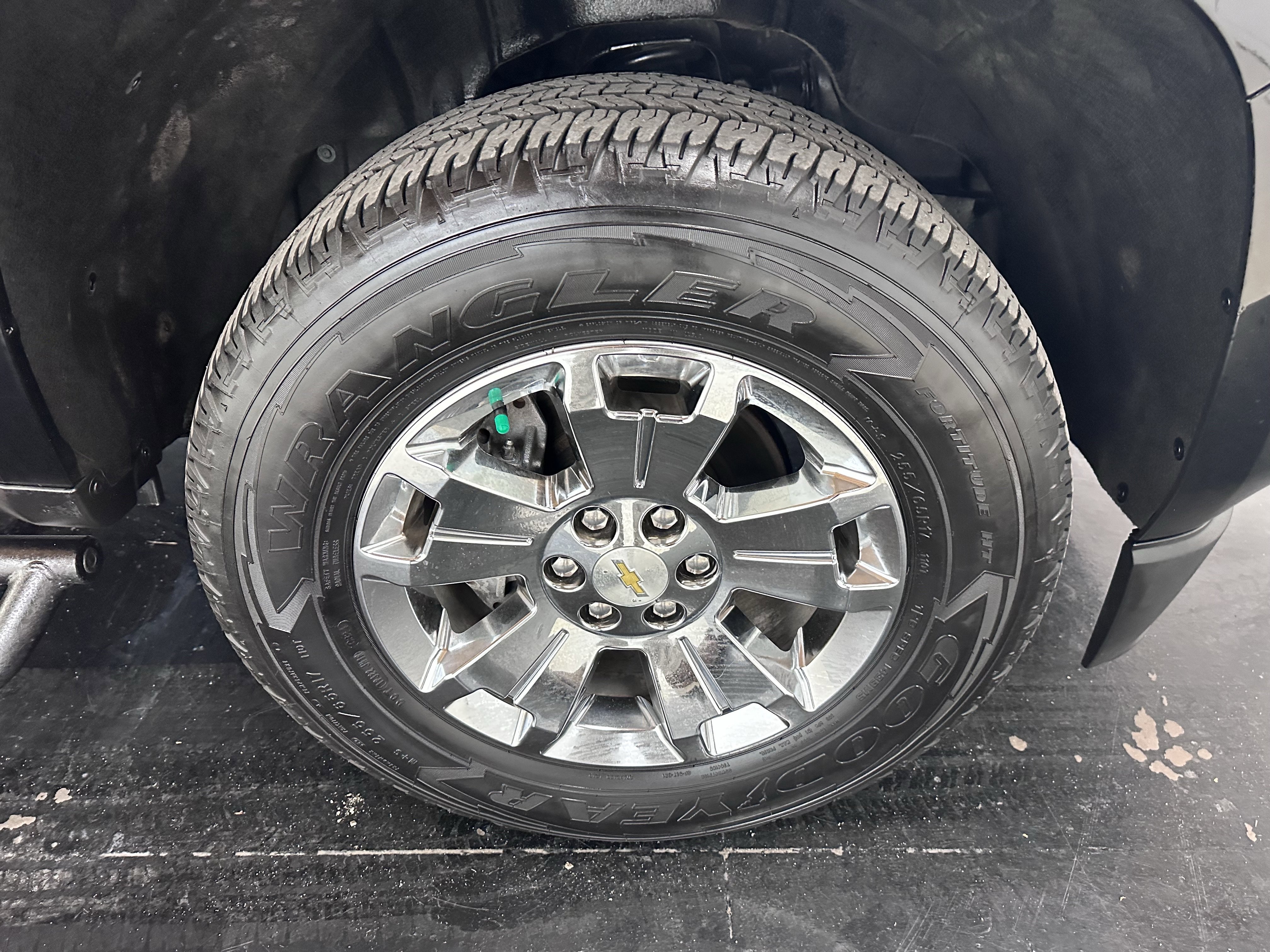 Used 2020 Chevrolet Colorado LT image 14