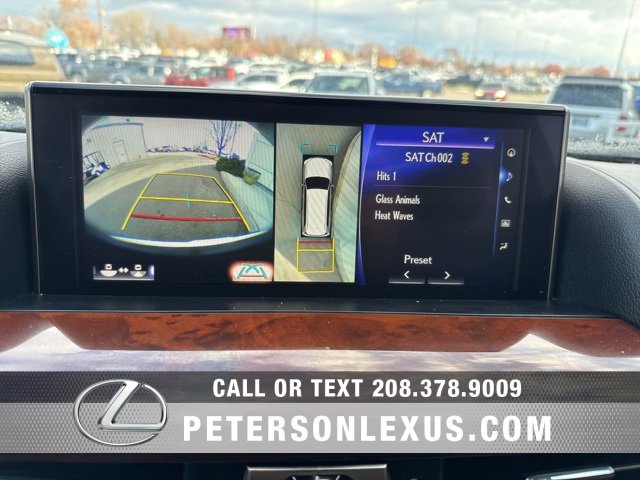 Used 2021 Lexus LX 570 4WD w/ 3rd Row & Luxury Pkg image 17