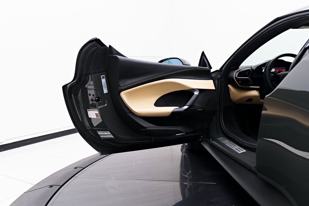 Used 2023 Ferrari 296 GTB image 43