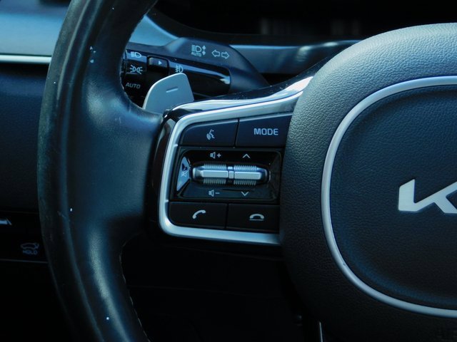 Used 2022 Kia Sorento SX image 19