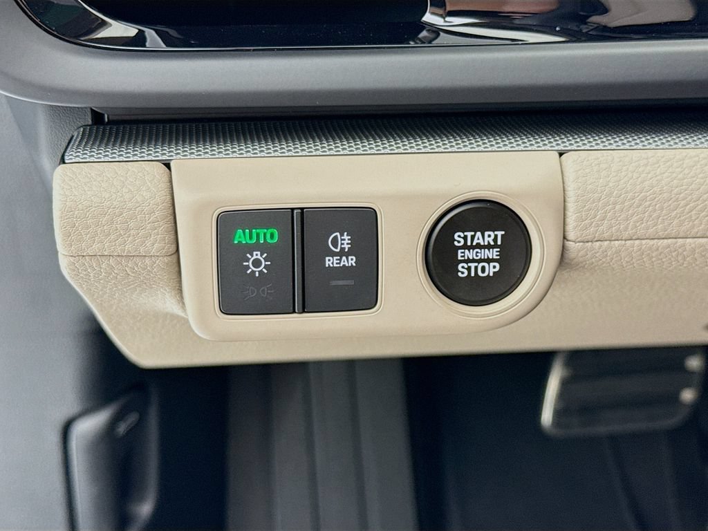 New 2026 Porsche Panamera RWD image 14