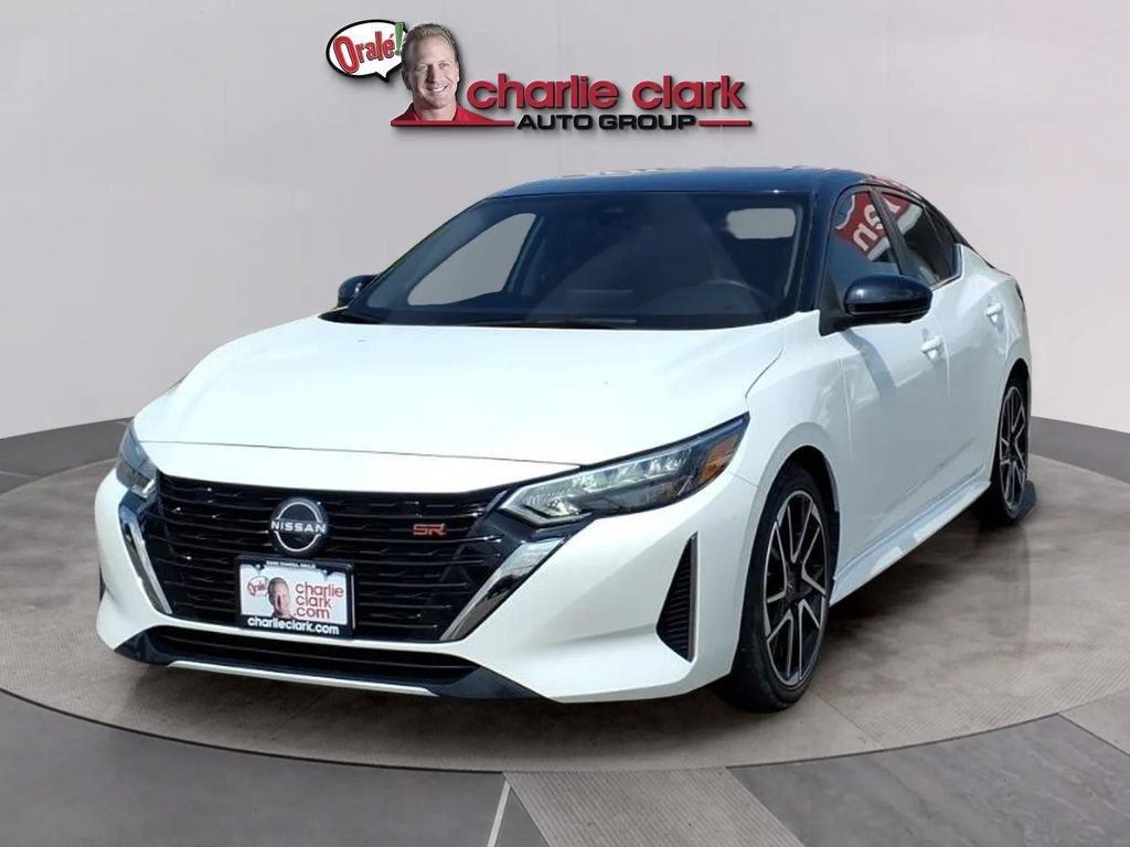 Certified 2025 Nissan Sentra SR w/ SR Premium Package FWD image 1