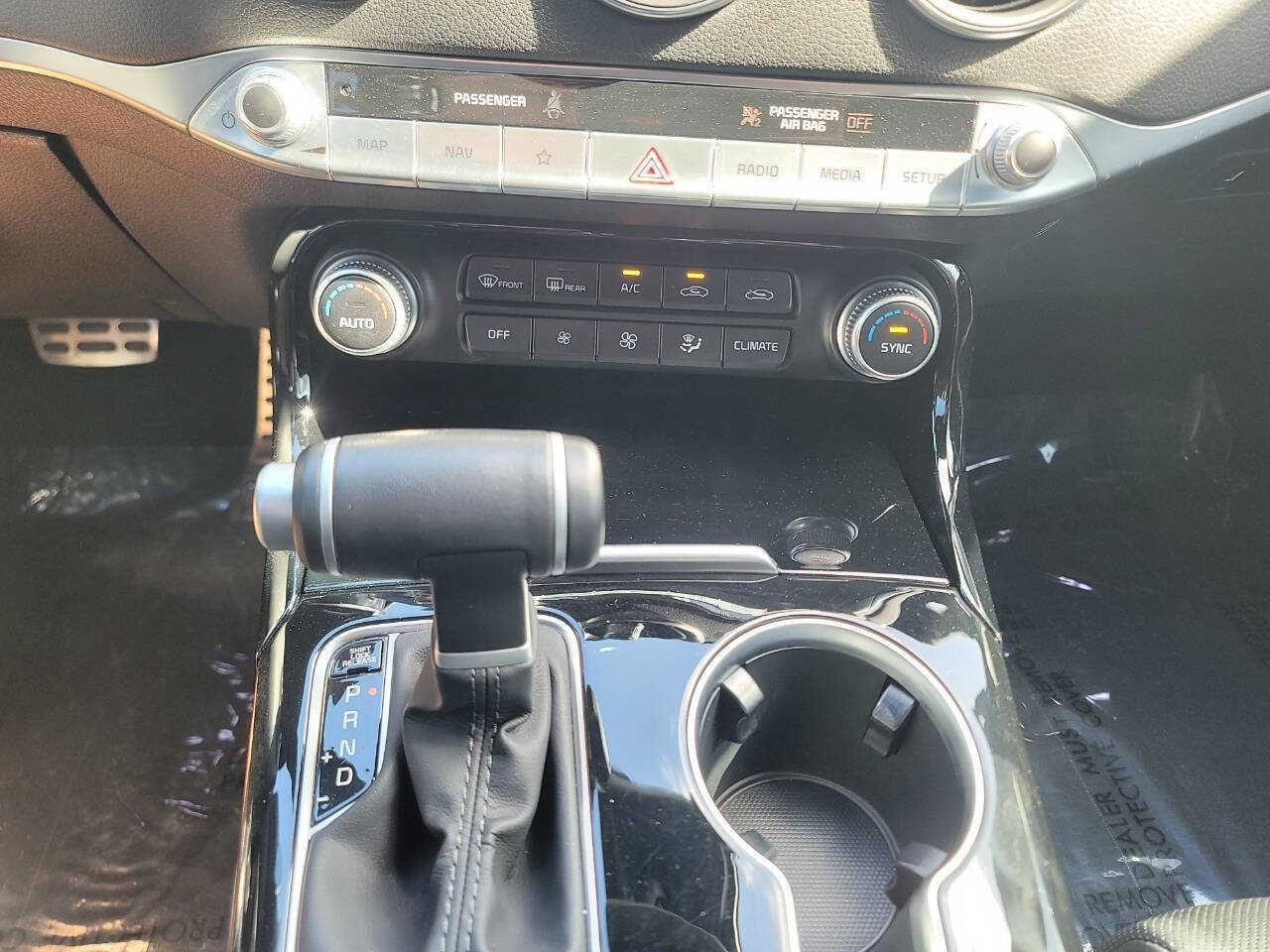 Used 2023 Kia Stinger GT-Line w/ Sun & Sound Package RWD image 17
