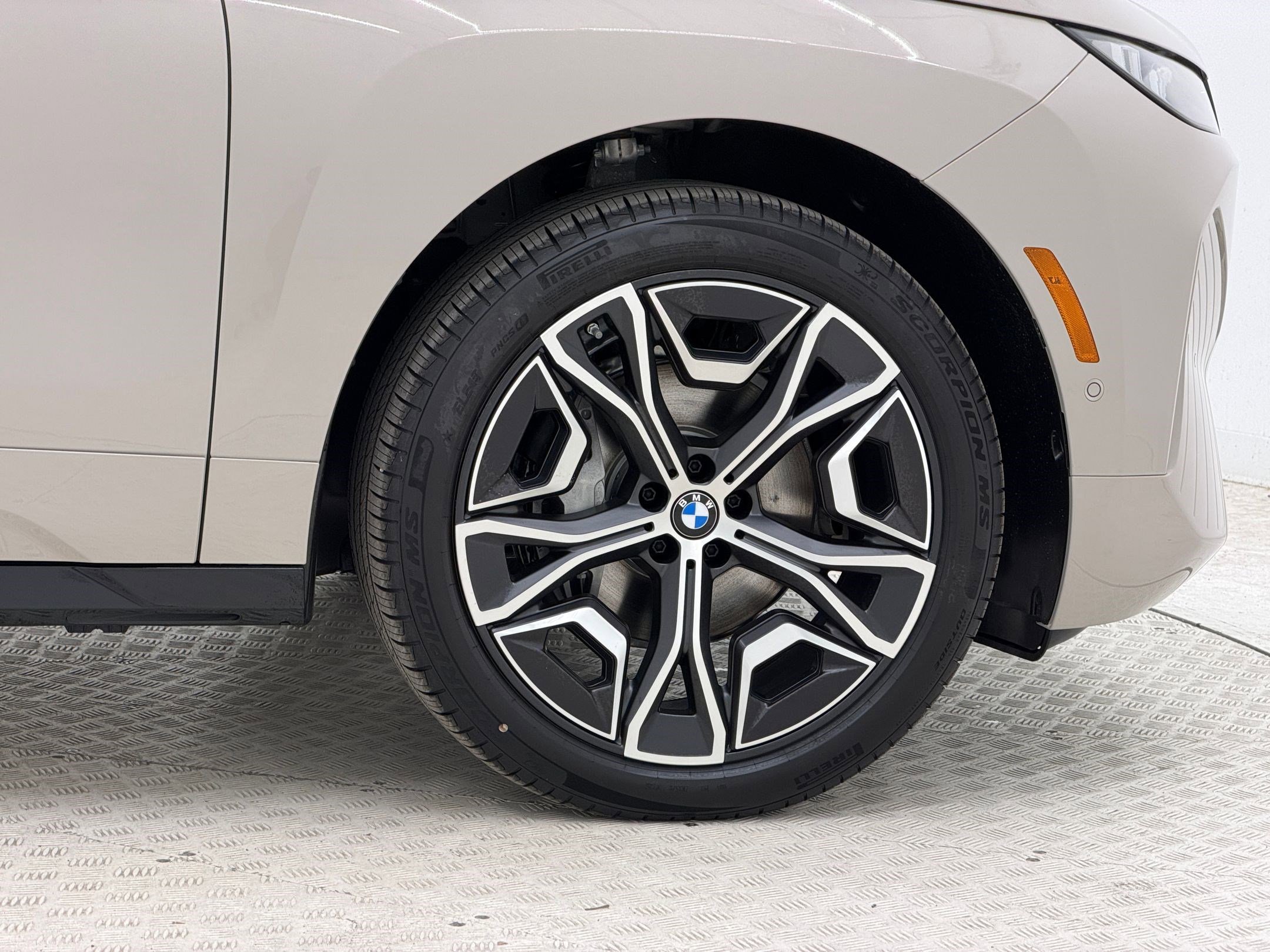 New 2026 BMW iX xDrive45 image 12