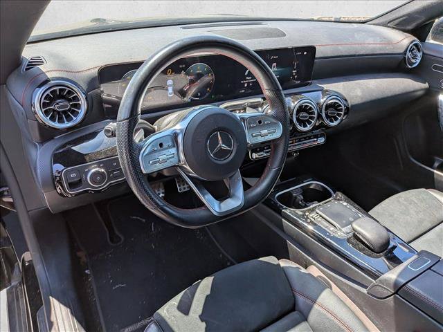 Used 2023 Mercedes-Benz CLA 250 image 9