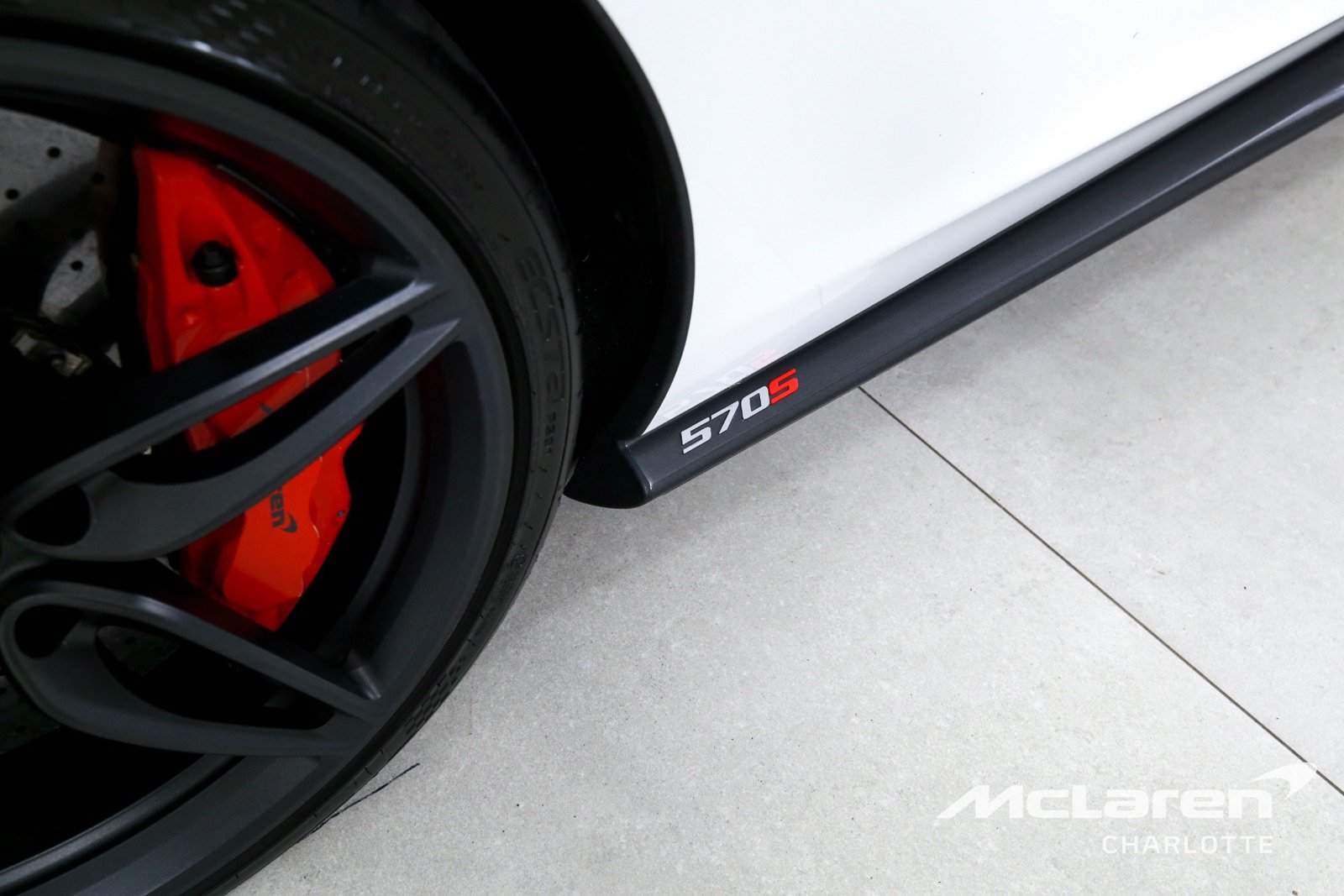 Used 2017 McLaren 570S Coupe RWD image 29